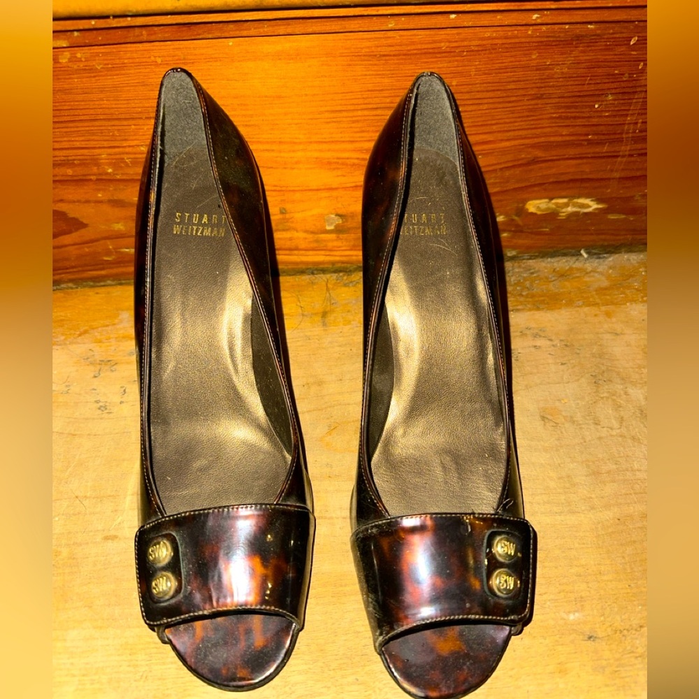 Stuart Weitzman leopard print heels